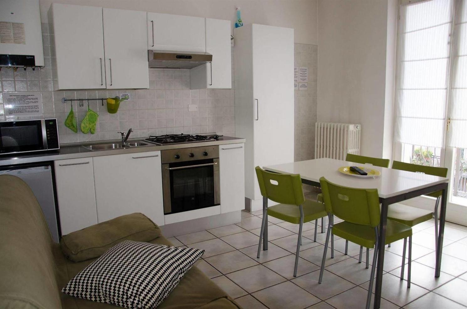 Apartment,1361768450:JPEG